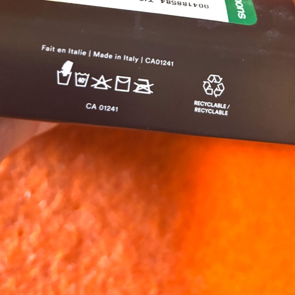 Chocolate expresso touch of cashmere diamond tights made in Italy NWT - Picture 7 of 7